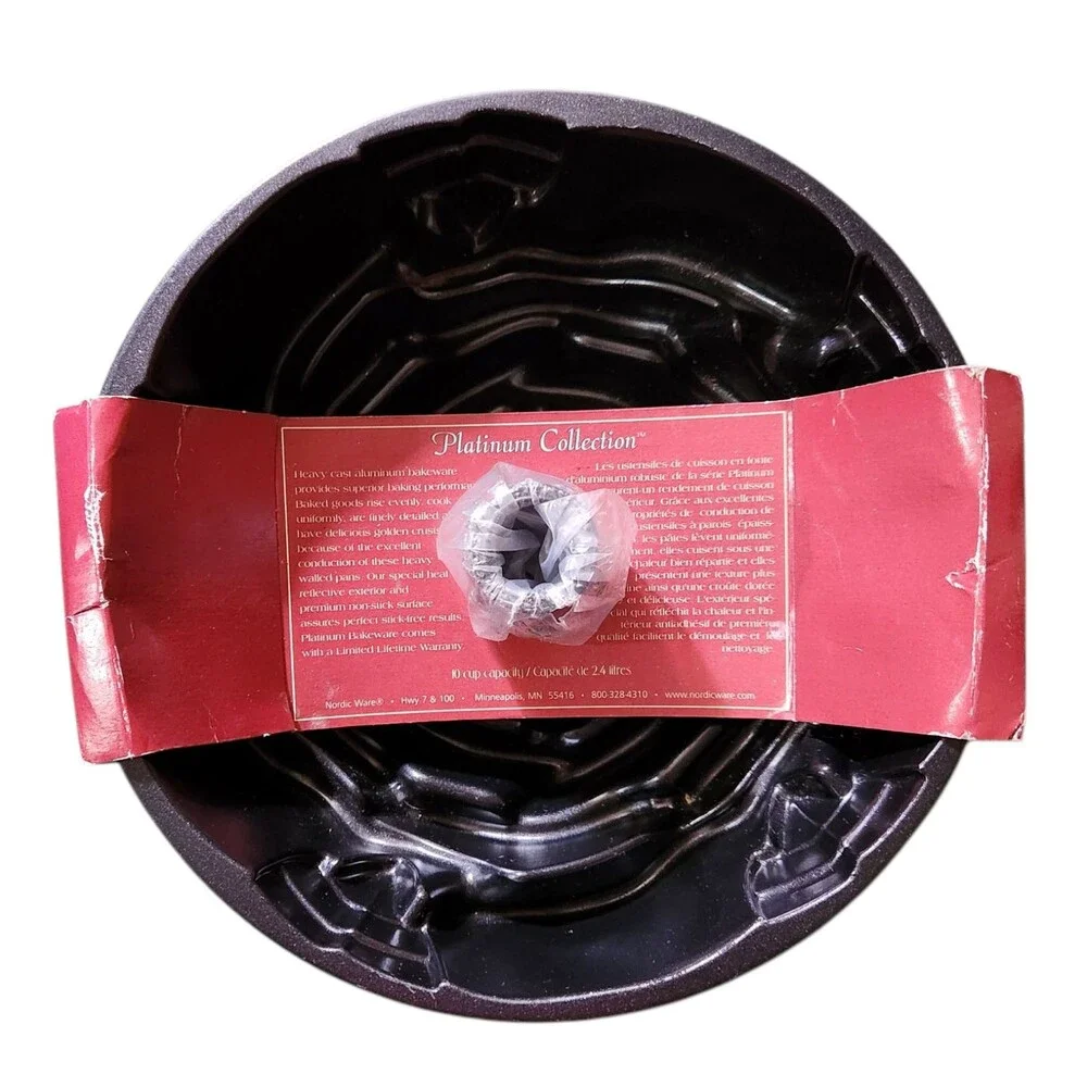 NEW Nordic Ware Platinum Collection 10 cup Rose Bundt Pan Heavy Cast Aluminum